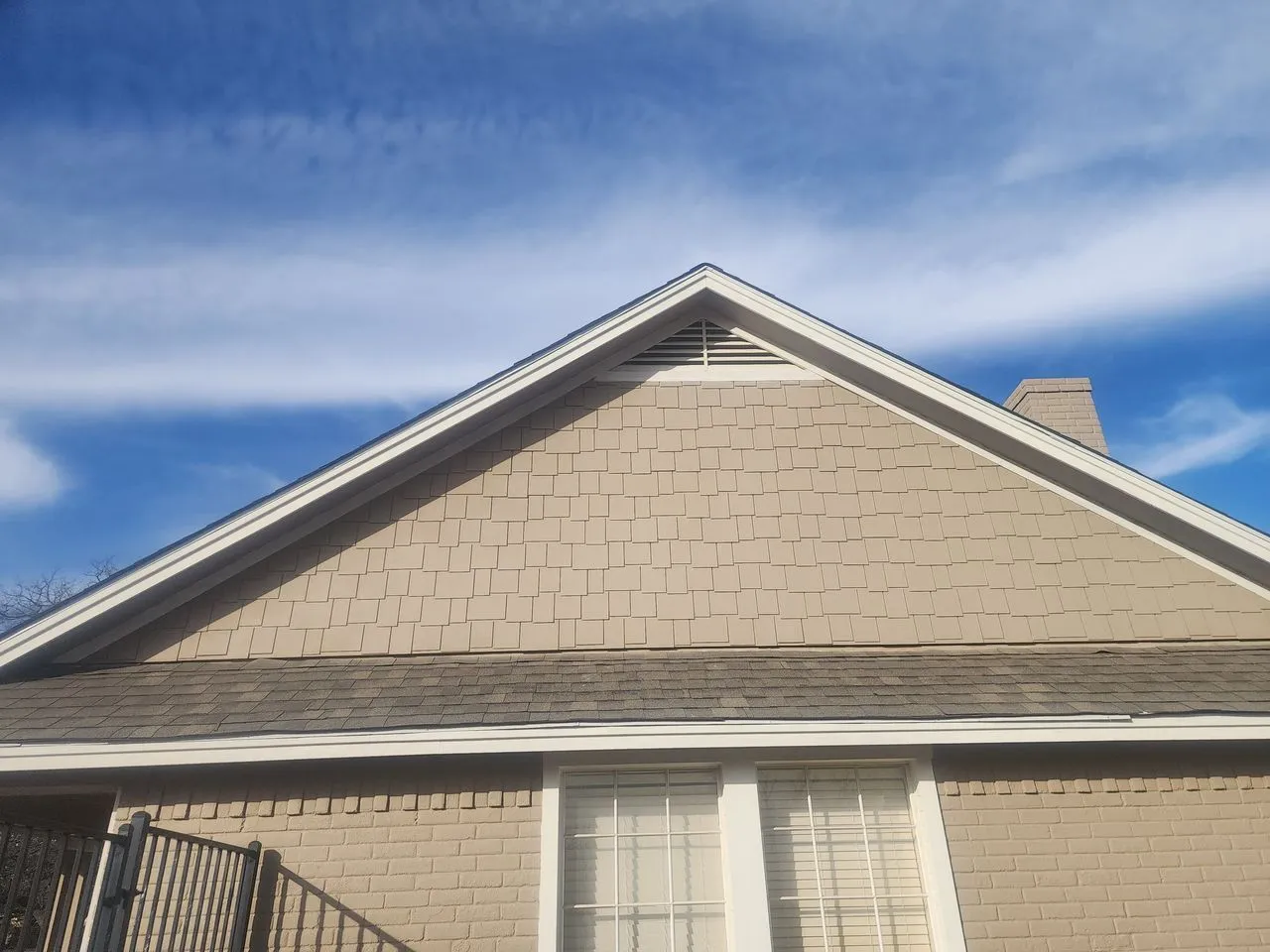 Ad Lib Family Construction siding: 01 cedar shake gable