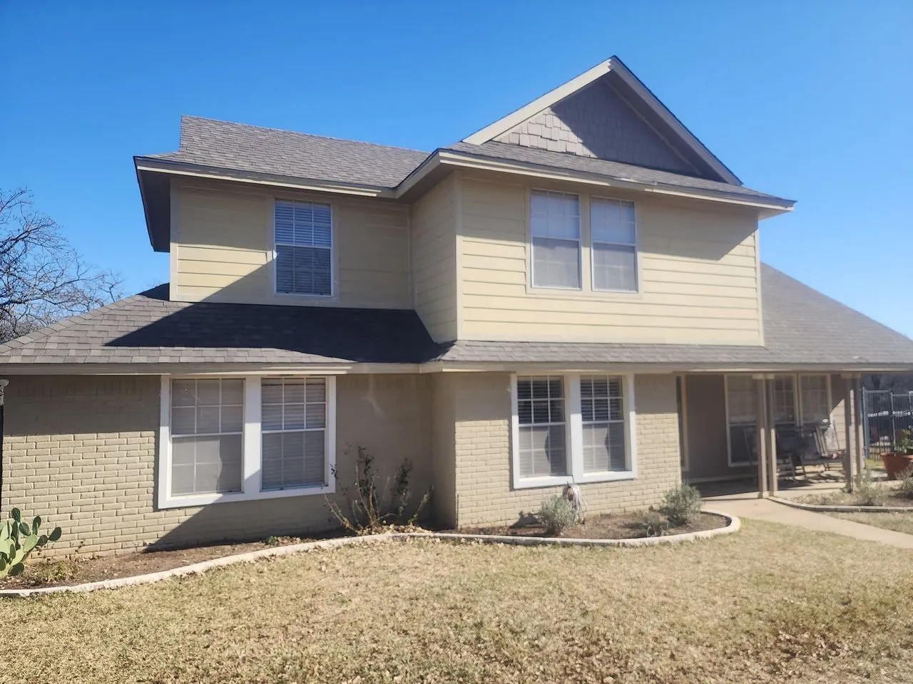 Ad Lib Family Construction exteriors: 08 two story covered porch